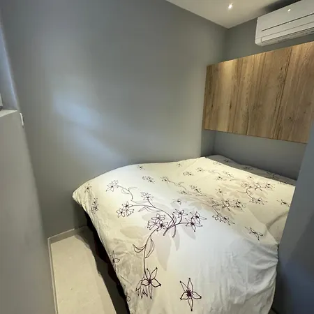 Suquet - 5 Places * Cannes